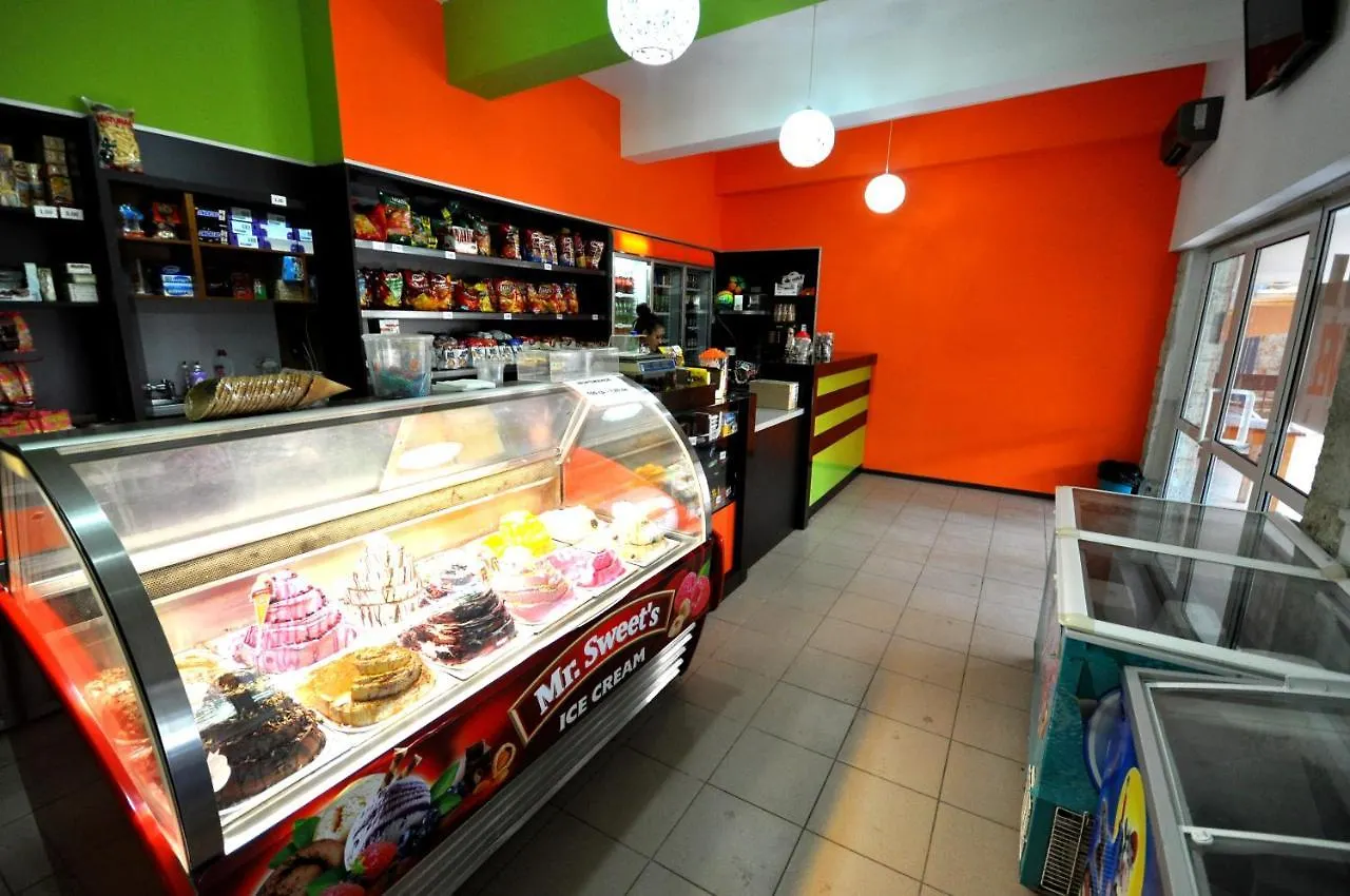 Почивна База Хелиос 酒店 普里莫尔斯科
